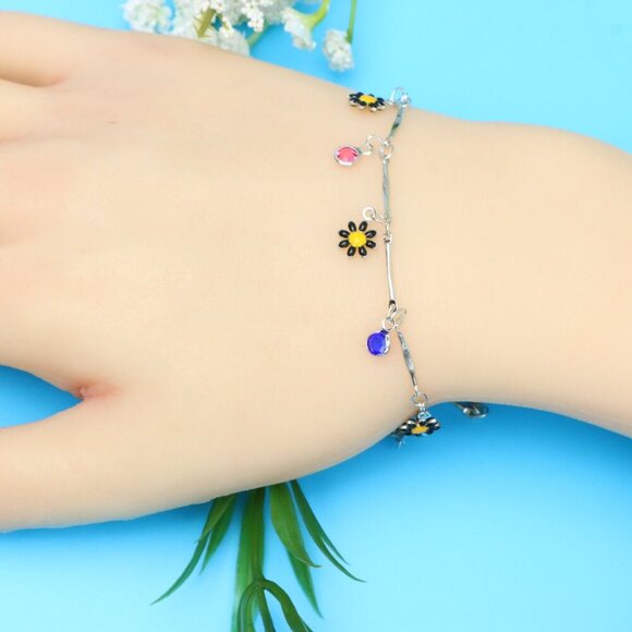 Chic & Stylish Bracelet – A Thoughtful Gift for Women and Girls, DYC1032 - Picture 8 of 9